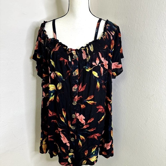 Torrid Smocked Cold-Shoulder Blouse‎ Gauze Leaf Black NWT Front Buttons Size 4x - Picture 11 of 16